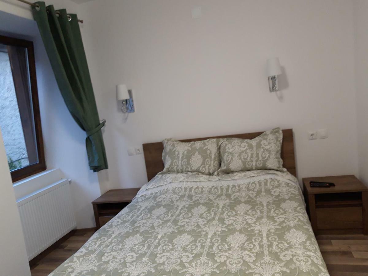Ferienwohnung Sara House Bistriţa Zimmer foto